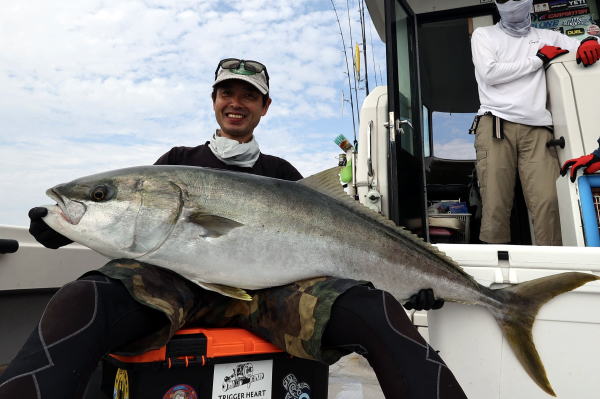 カーペンター メモリアル フィッシュ