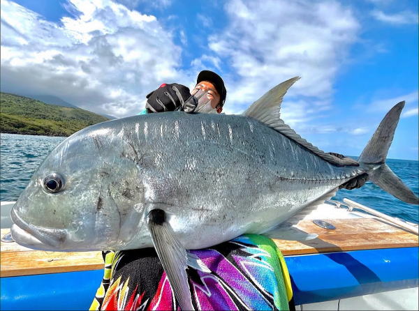 カーペンター メモリアル フィッシュ